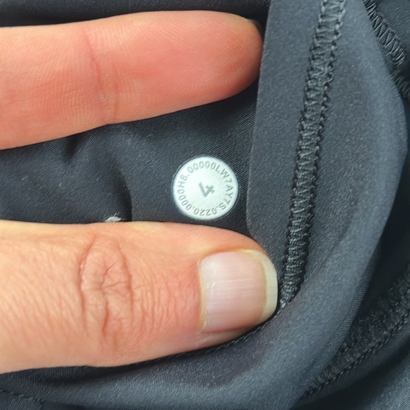 Lululemon Fast And Free Short 10" *Non-Reflective Black - Picture 6 of 6